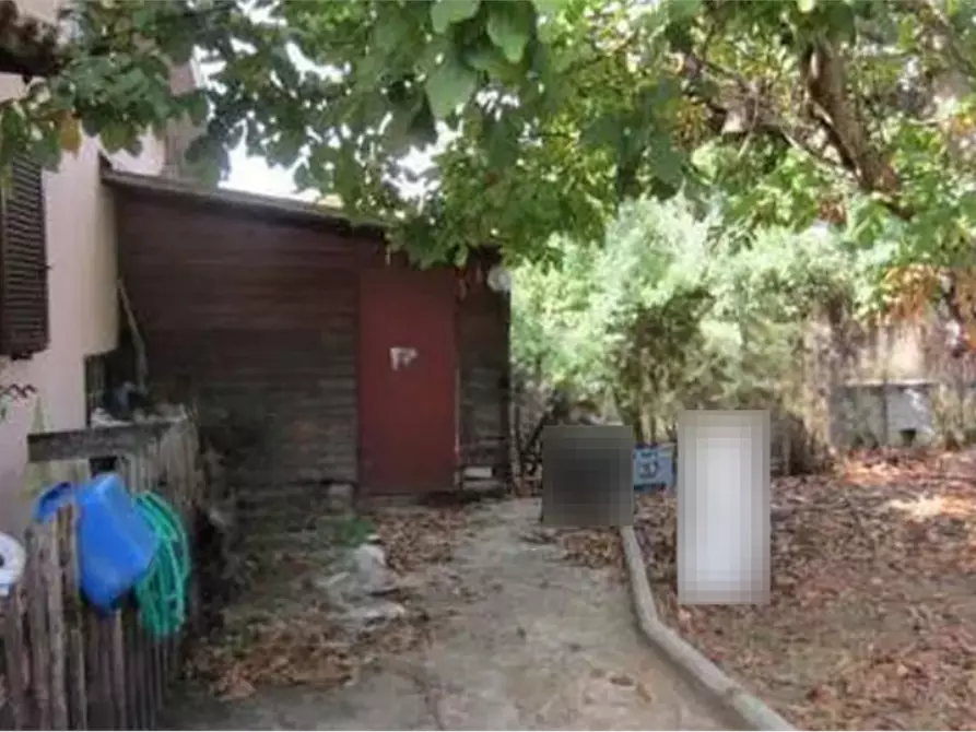 Immagine 7 di Porzione di casa in vendita  in Via Caldarola a Roma