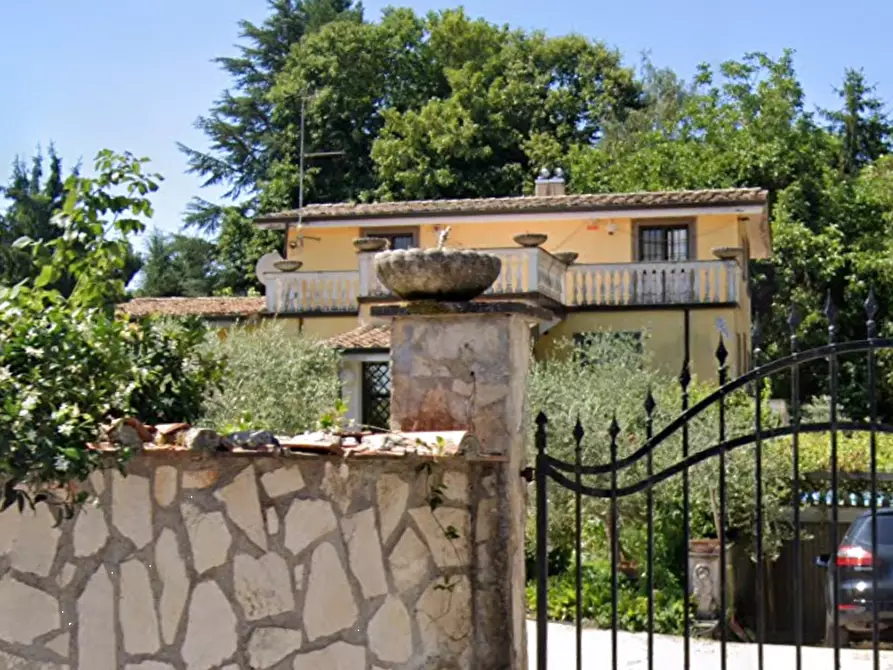 Immagine 1 di Casa bifamiliare in vendita  in Via di Valle Moretta a Rocca Priora