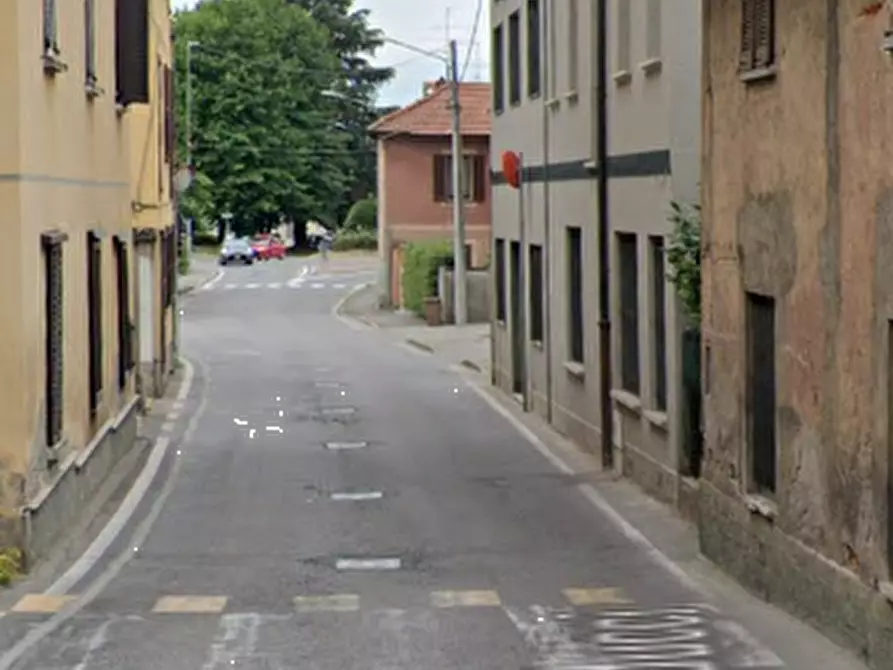 Immagine 14 di Appartamento in vendita  in Via Giosuè Carducci a Tradate