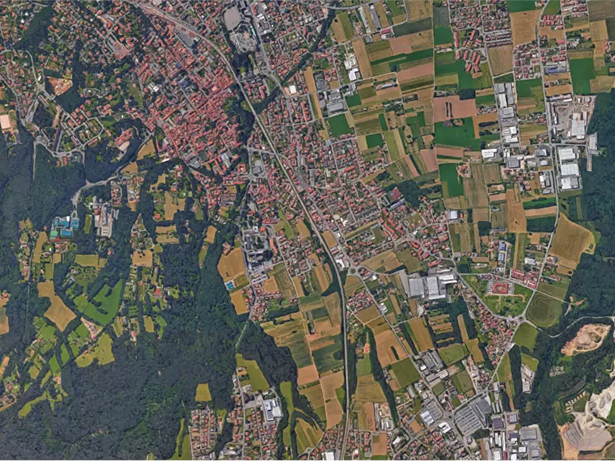 Immagine 19 di Appartamento in vendita  in Via Giosuè Carducci a Tradate