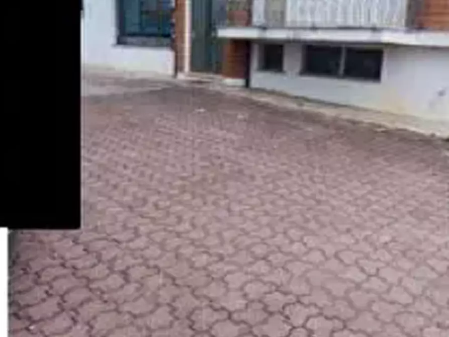 Immagine 2 di Appartamento in vendita  in Via Flaminia a Fermignano