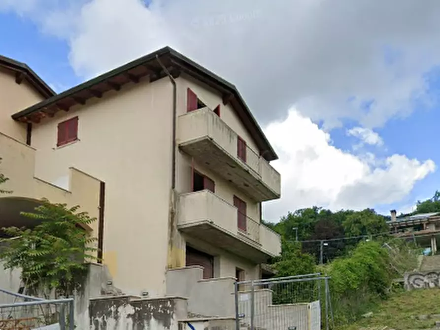 Immagine 1 di Appartamento in vendita  in Via Celso Tonucci a Fossombrone