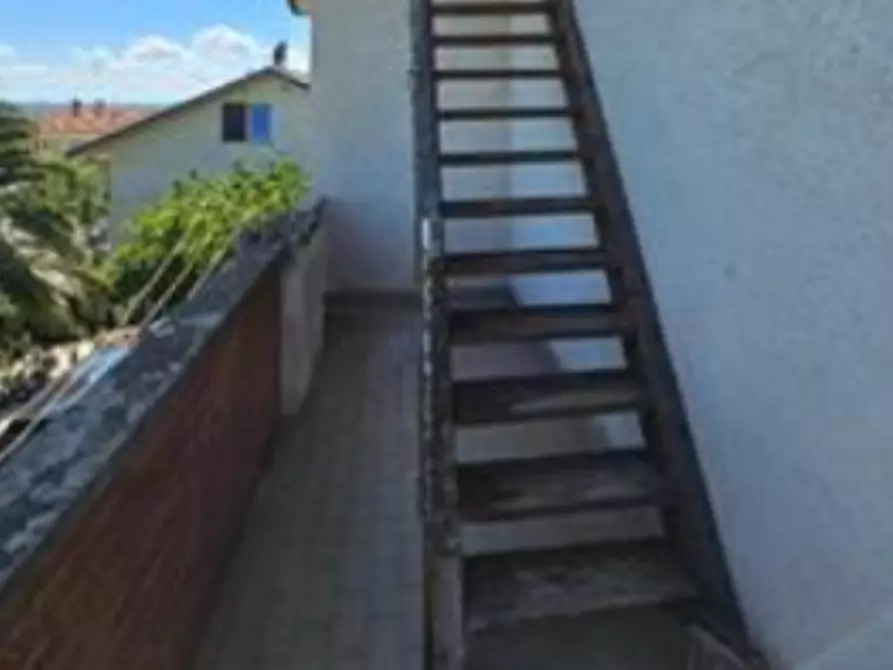 Immagine 5 di Casa bifamiliare in vendita  in Via Antonio Gramsci a Montecalvo In Foglia