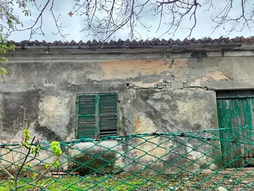 Immagine 2 di Casa indipendente in vendita  in  Via Cavallara  a Mondavio