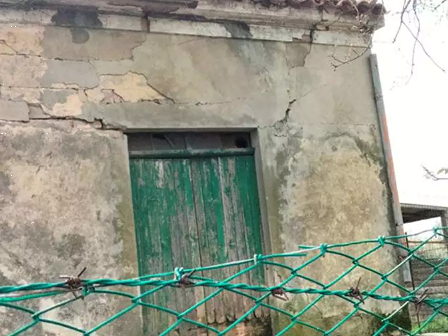 Immagine 3 di Casa indipendente in vendita  in  Via Cavallara  a Mondavio