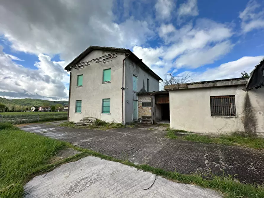 Immagine 1 di Appartamento in vendita  in Località Cà L'Agostina a Fermignano