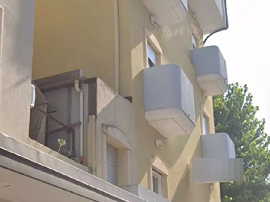 Immagine 3 di Hotel in vendita  in Via Vittorio Alfieri a Rimini