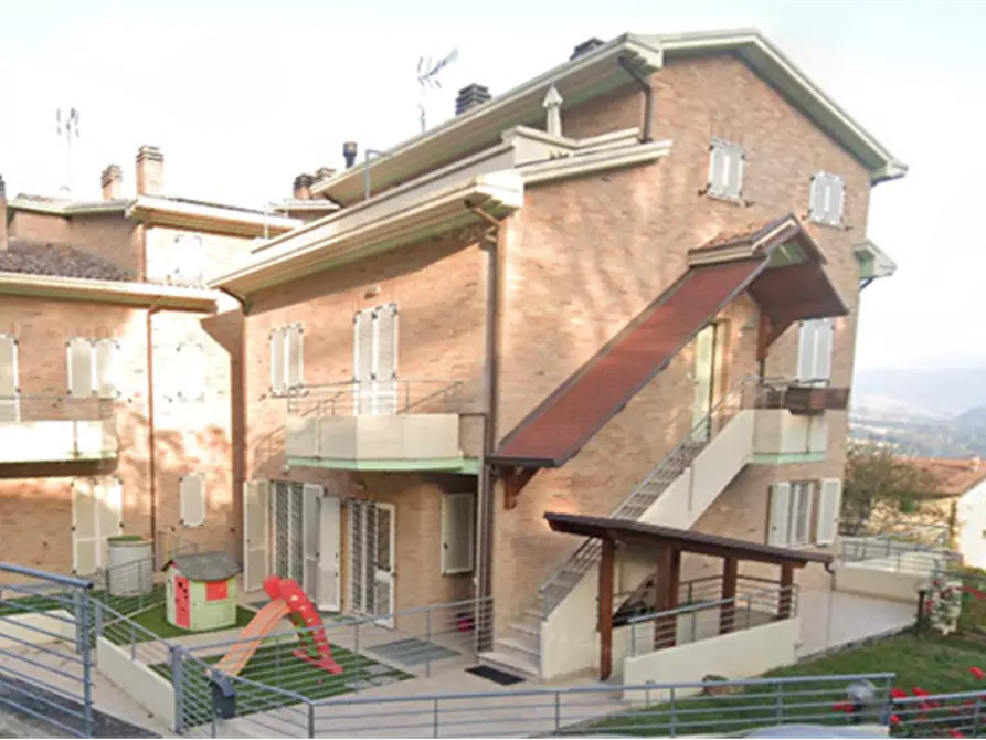 Immagine 9 di Appartamento in vendita  in Via del Monte a Petriano