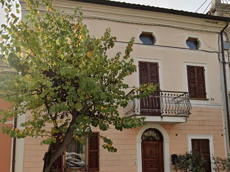 Immagine 4 di Appartamento in vendita  in Via Garibaldi a Terre Roveresche