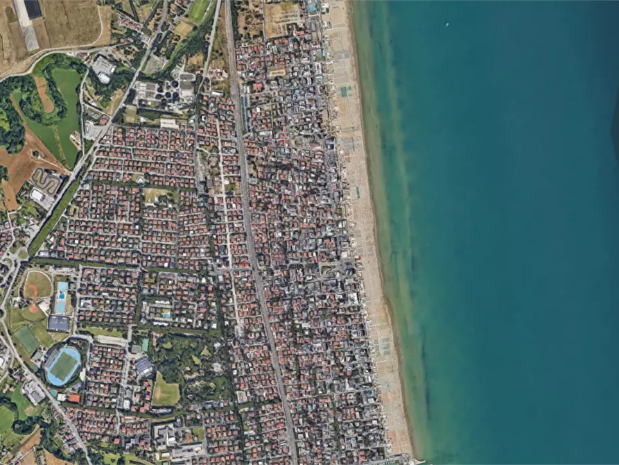 Immagine 11 di Negozio in vendita  in Viale Francesco Cilea a Riccione