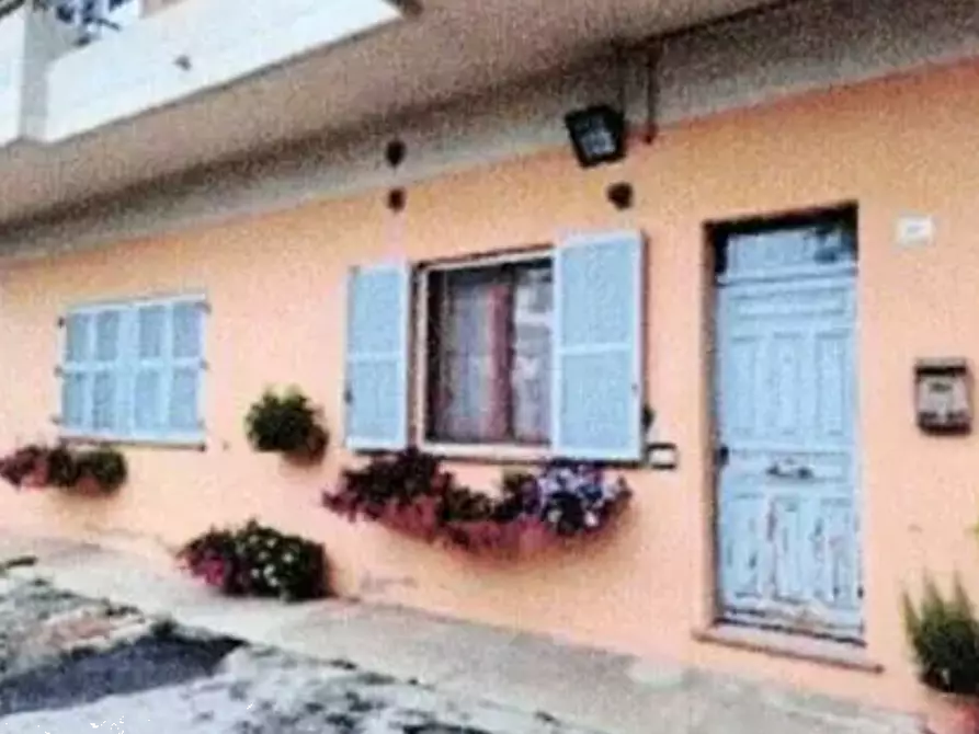 Immagine 1 di Porzione di casa in vendita  in Strada Provinciale Feltresca a Urbino