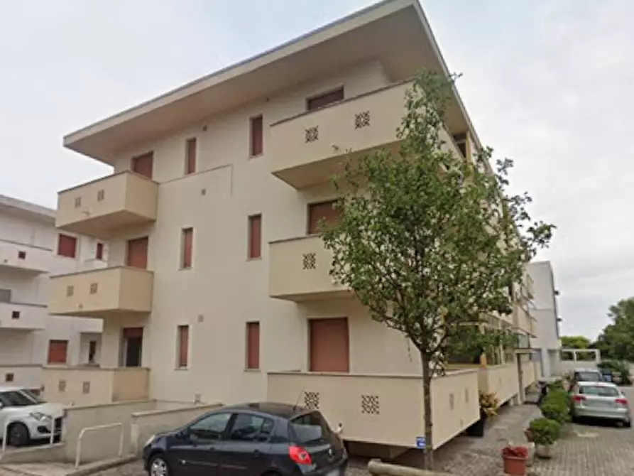 Immagine 2 di Appartamento in vendita  in Via Francesco Baracca a Misano Adriatico