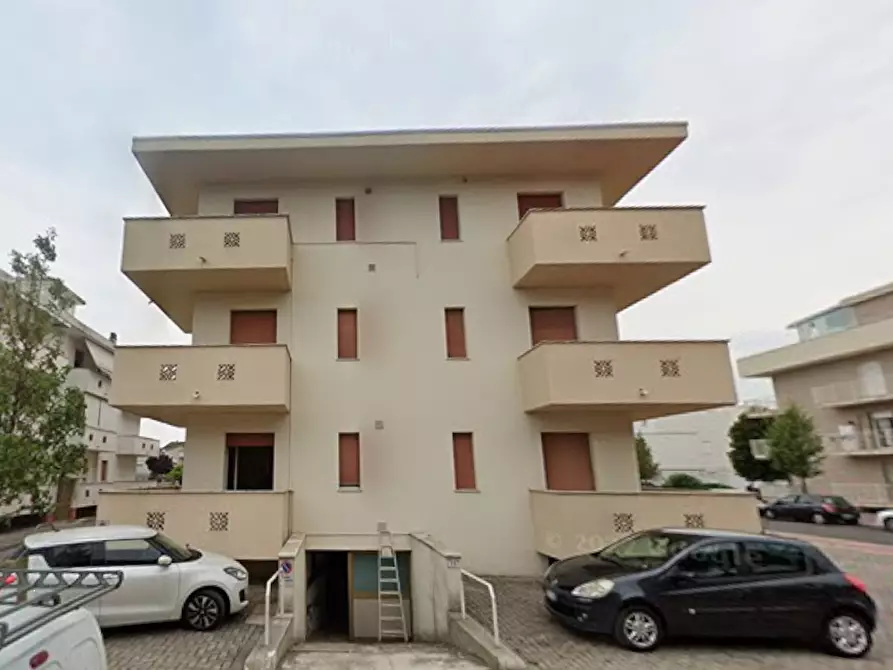 Immagine 3 di Appartamento in vendita  in Via Francesco Baracca a Misano Adriatico