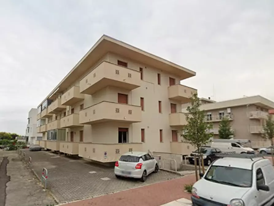 Immagine 4 di Appartamento in vendita  in Via Francesco Baracca a Misano Adriatico