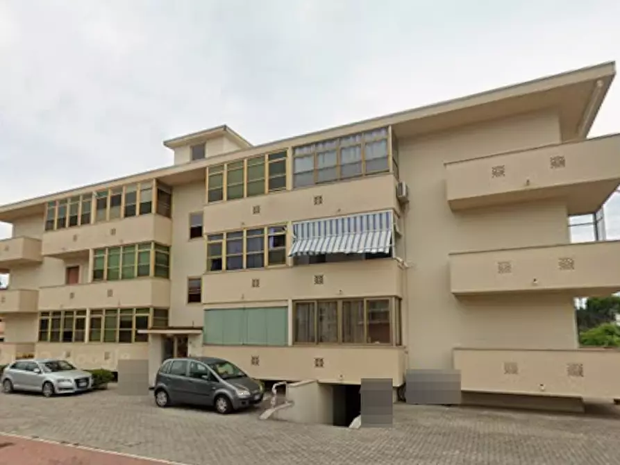 Immagine 12 di Appartamento in vendita  in Via Francesco Baracca a Misano Adriatico