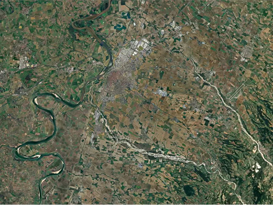 Immagine 16 di Appartamento in vendita  in Via Nasalli Rocca a Piacenza