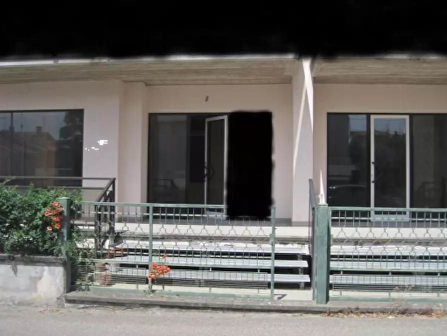 Immagine 1 di Capannone industriale in vendita  in Via Kennedy a Mondavio