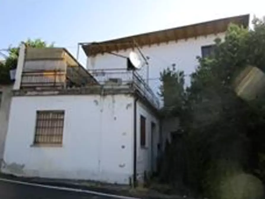 Immagine 7 di Casa indipendente in vendita  in Piazzale Matteotti a Ziano Piacentino