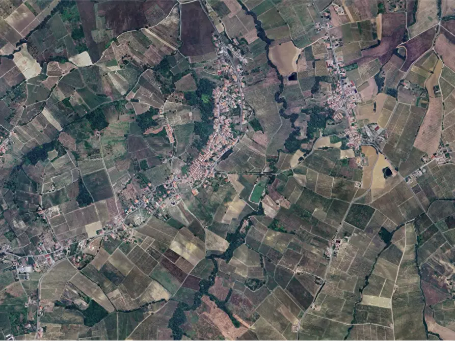 Immagine 22 di Casa indipendente in vendita  in Piazzale Matteotti a Ziano Piacentino