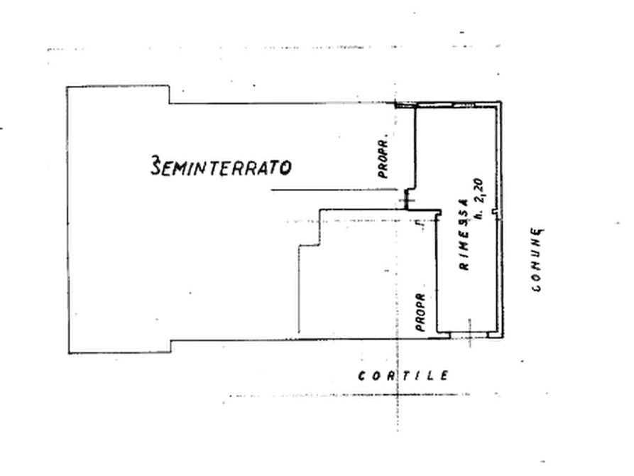 Immagine 14 di Garage in vendita  in Via Emilio Casa a Parma
