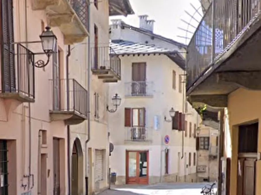 Immagine 4 di Negozio in vendita  in Via Claudio Chiesa a Corio