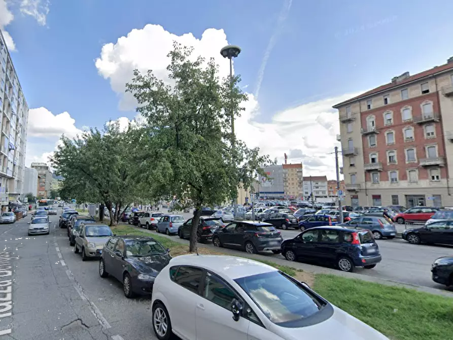 Immagine 3 di Appartamento in vendita  in Piazza Bengasi a Torino