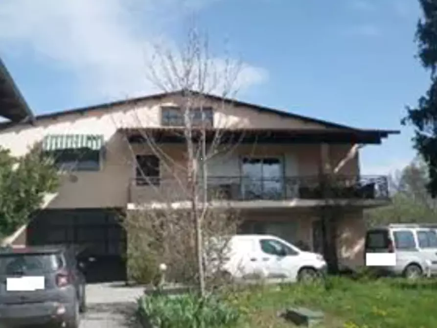 Immagine 2 di Appartamento in vendita  in Strada San Pietro a Rivarolo Canavese