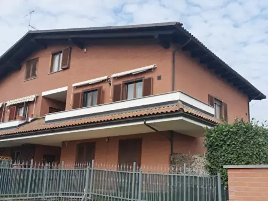 Immagine 1 di Appartamento in vendita  in via Giacomo Matteotti  a Verolengo