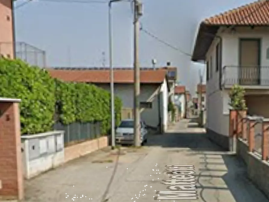 Immagine 11 di Appartamento in vendita  in via Giacomo Matteotti  a Verolengo