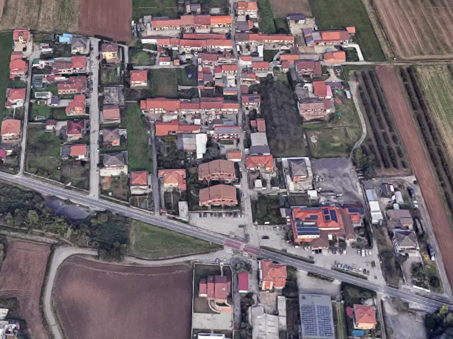 Immagine 17 di Appartamento in vendita  in via Giacomo Matteotti  a Verolengo