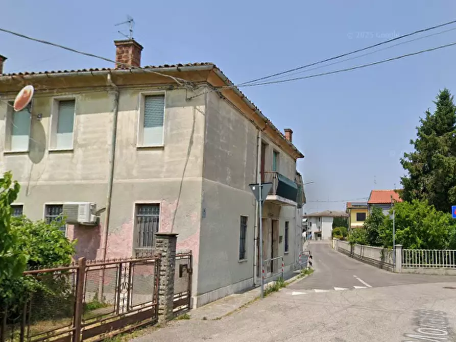 Immagine 21 di Appartamento in vendita  in Via Moraro a Portomaggiore