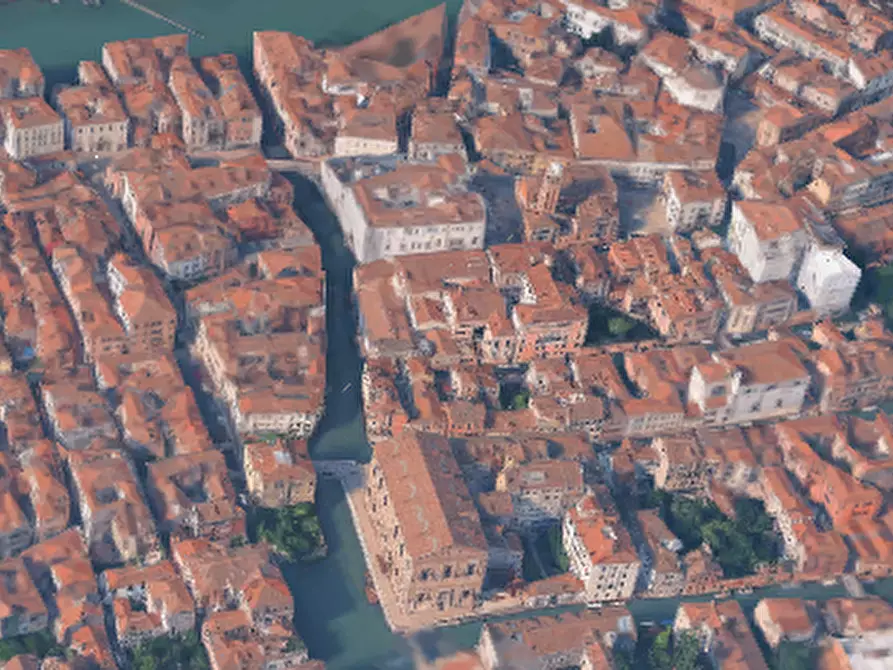 Immagine 2 di Appartamento in vendita  in Sestiere Cannaregio  a Venezia