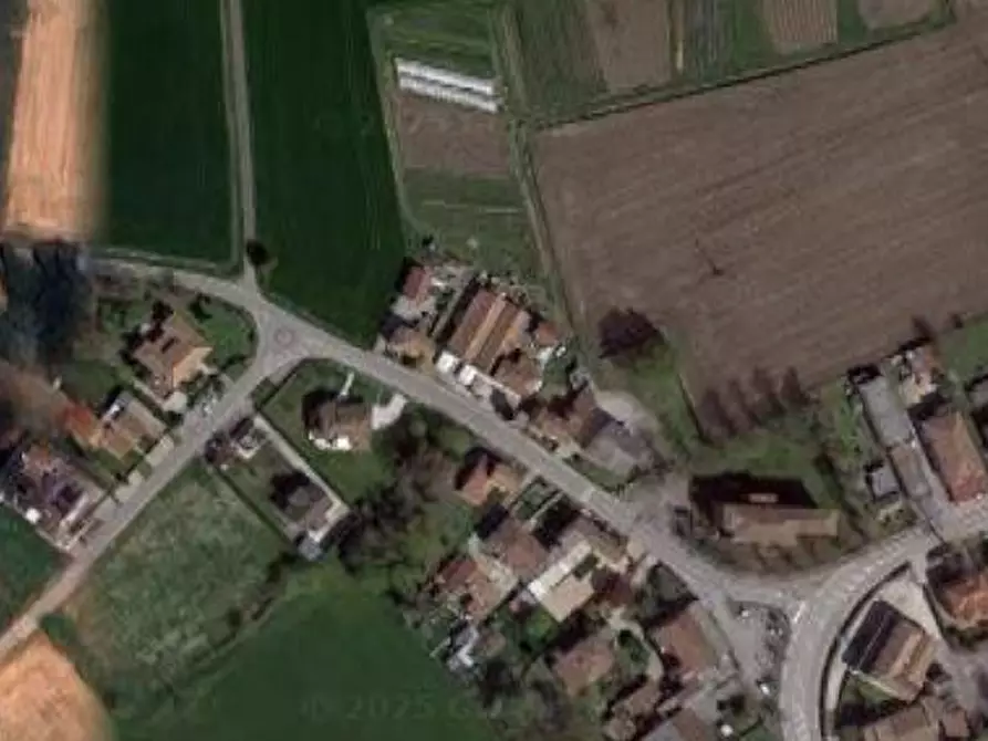 Immagine 14 di Garage in vendita  in Via Centrale a Portomaggiore