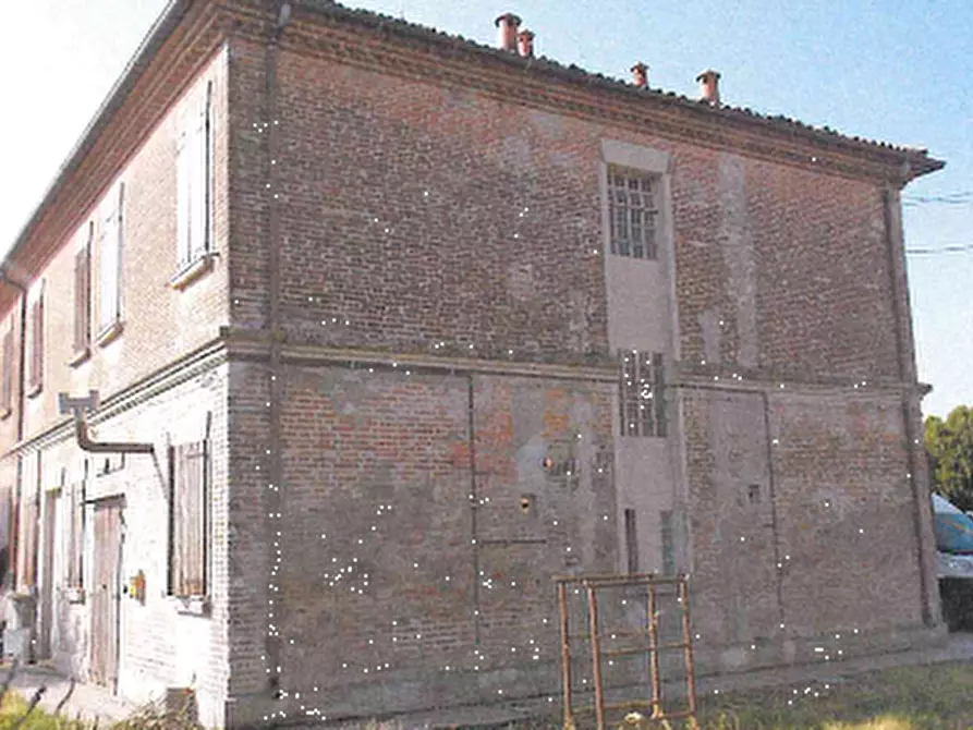 Immagine 5 di Porzione di villa in vendita  in Via Paglioni a Portomaggiore