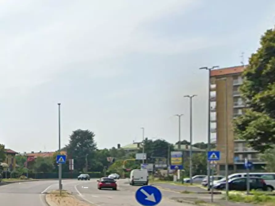 Immagine 7 di Posto auto in vendita  in Via Leopardi a Trezzano Sul Naviglio