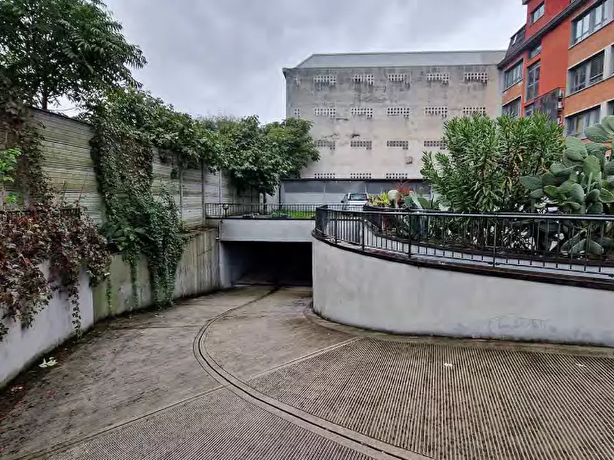 Immagine 5 di Ufficio in vendita  in Via Romualdo Bonfadini a Milano