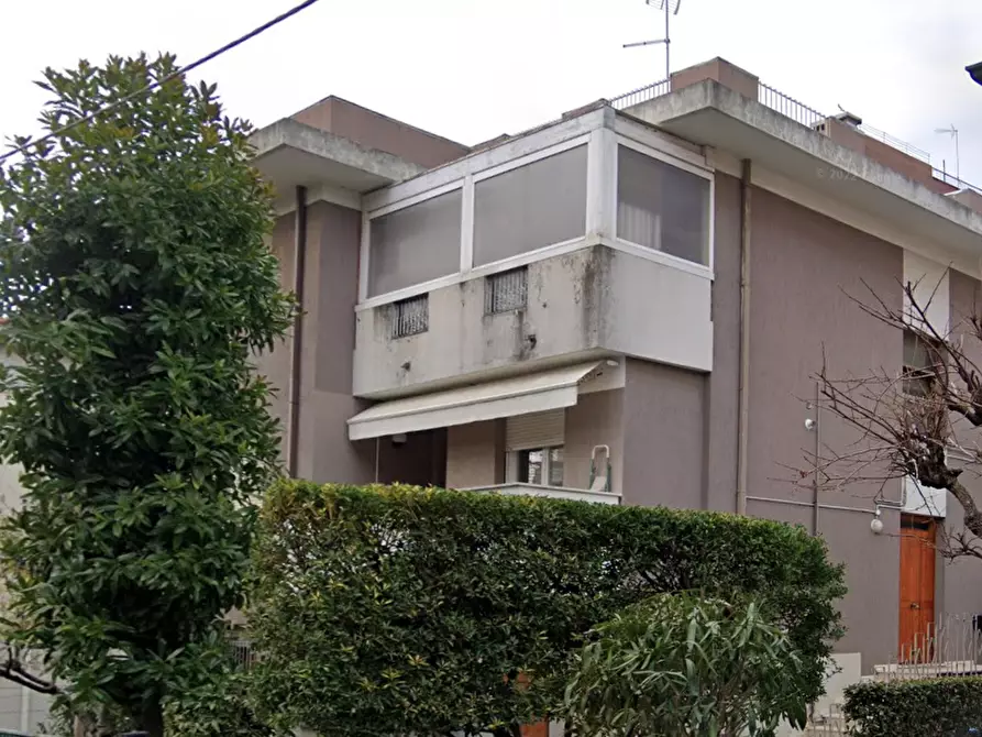 Immagine 8 di Appartamento in vendita  in  Viale Cormons  a Rimini