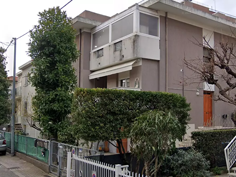 Immagine 10 di Appartamento in vendita  in  Viale Cormons  a Rimini