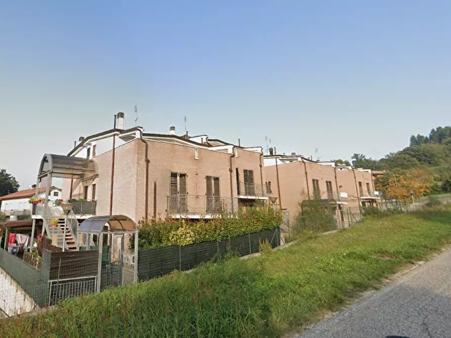 Immagine 13 di Appartamento in vendita  in Via Monte Bianco a Petriano