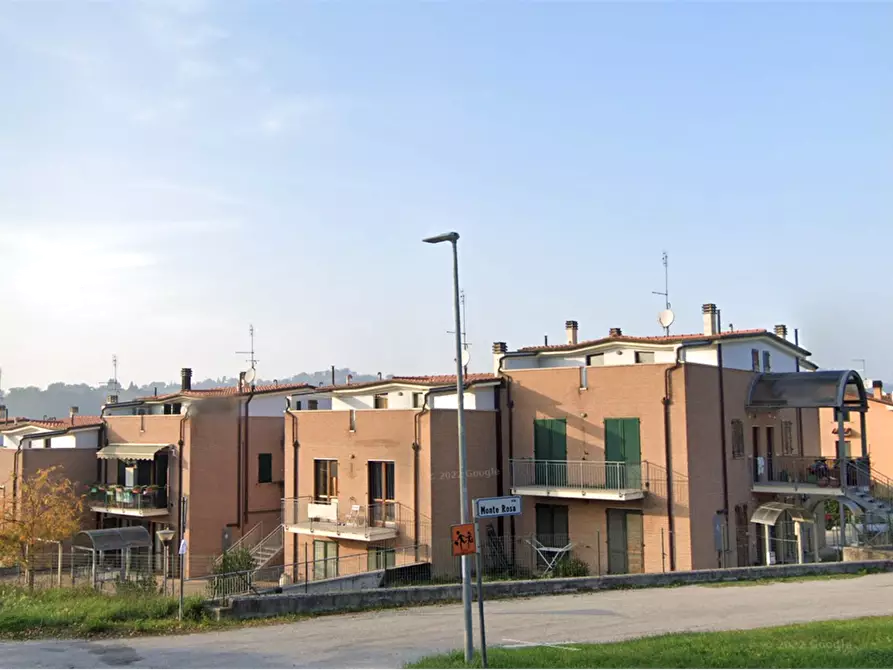 Immagine 2 di Appartamento in vendita  in Via Monte Bianco a Petriano