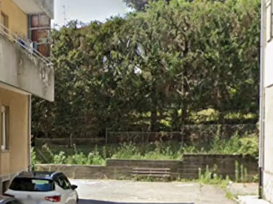 Immagine 6 di Appartamento in vendita  in Via Maria Montessori a Como