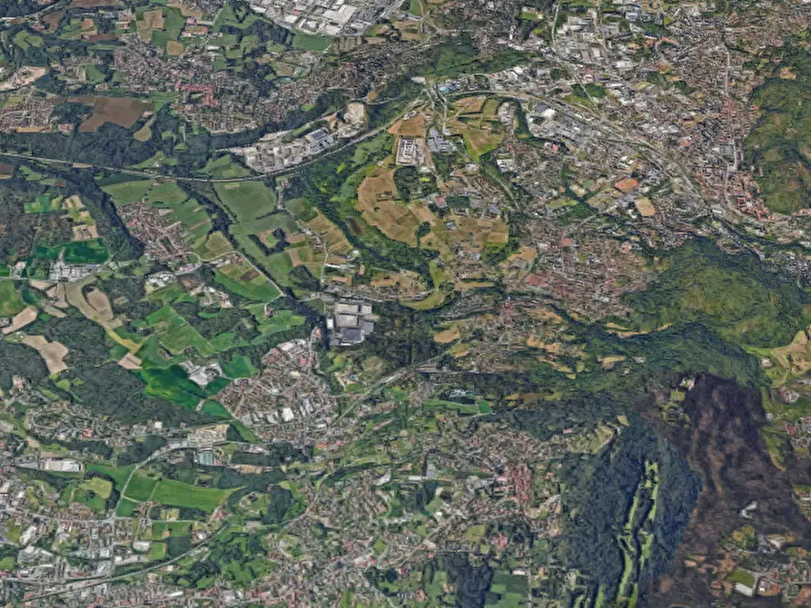 Immagine 15 di Appartamento in vendita  in Via Maria Montessori a Como