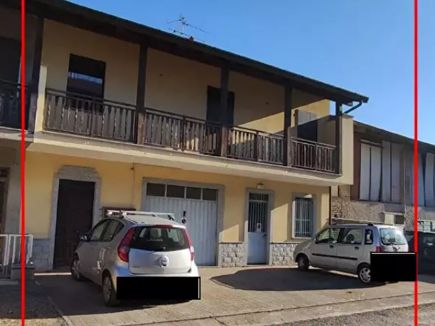 Immagine 1 di Appartamento in vendita  in Via B. Buozzi a Cabiate
