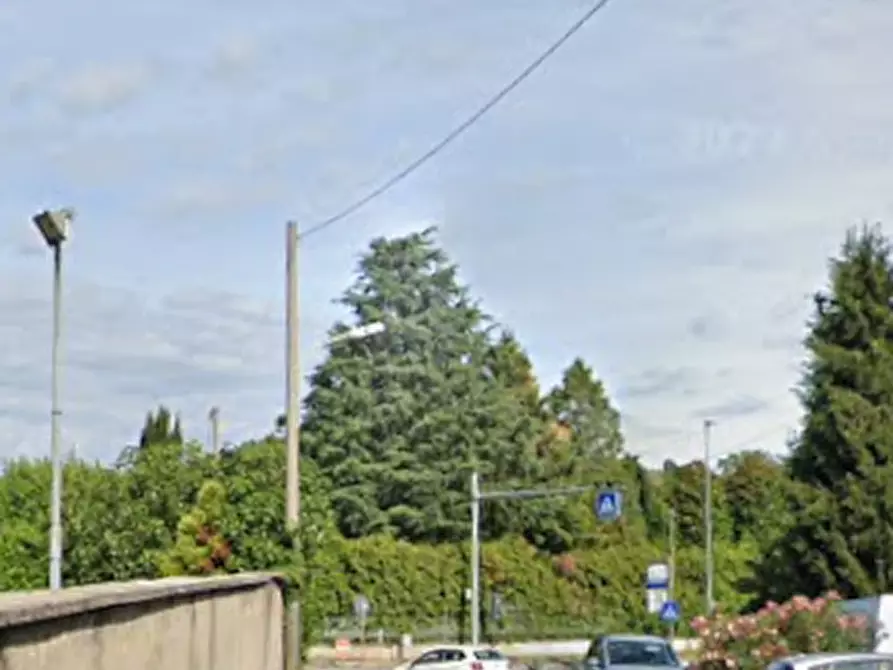 Immagine 7 di Garage in vendita  in Via Brianza a Cernusco Lombardone