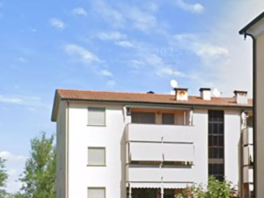 Immagine 9 di Appartamento in vendita  in Via Napoli a Colorno