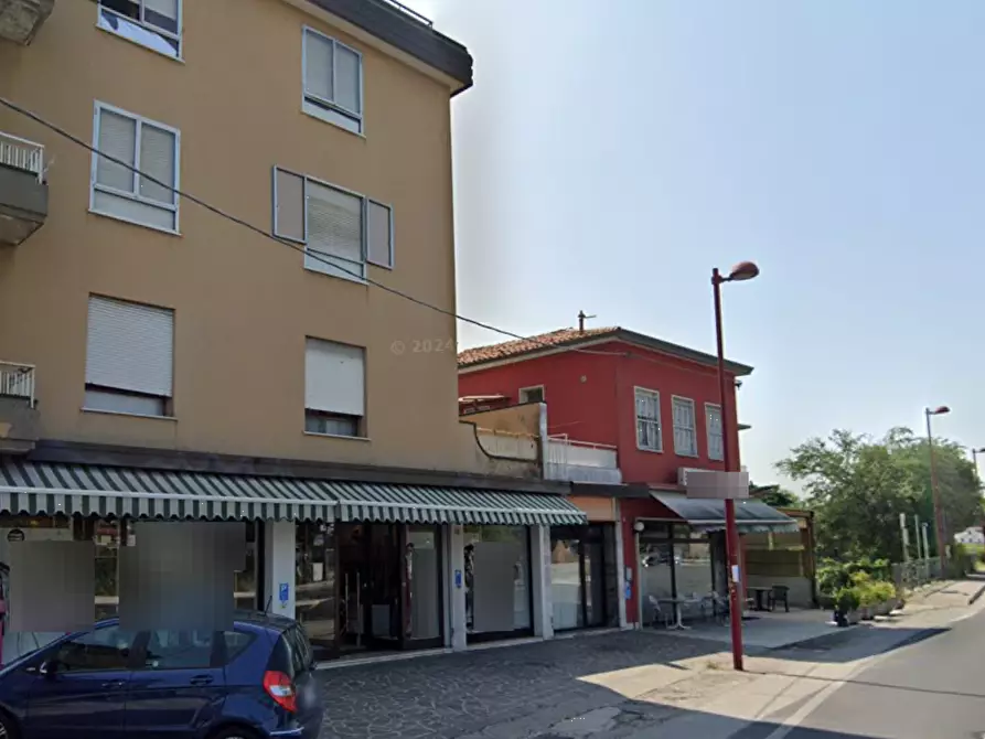 Immagine 3 di Negozio in vendita  in Piazzale Castagnara a Cadoneghe