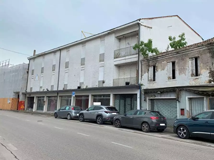 Immagine 6 di Negozio in vendita  in Via Vittorio Emanuele Secondo a Conselve