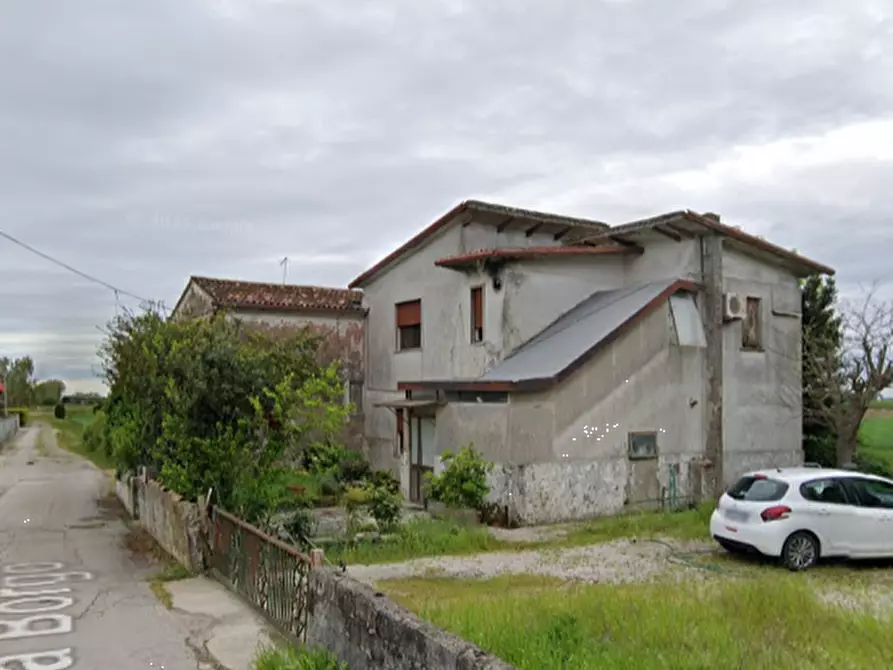 Immagine 6 di Casa indipendente in vendita  in Via Borgo a Correzzola