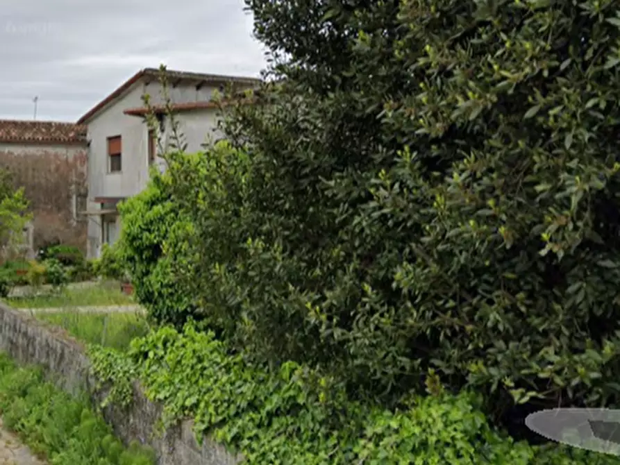 Immagine 10 di Casa indipendente in vendita  in Via Borgo a Correzzola