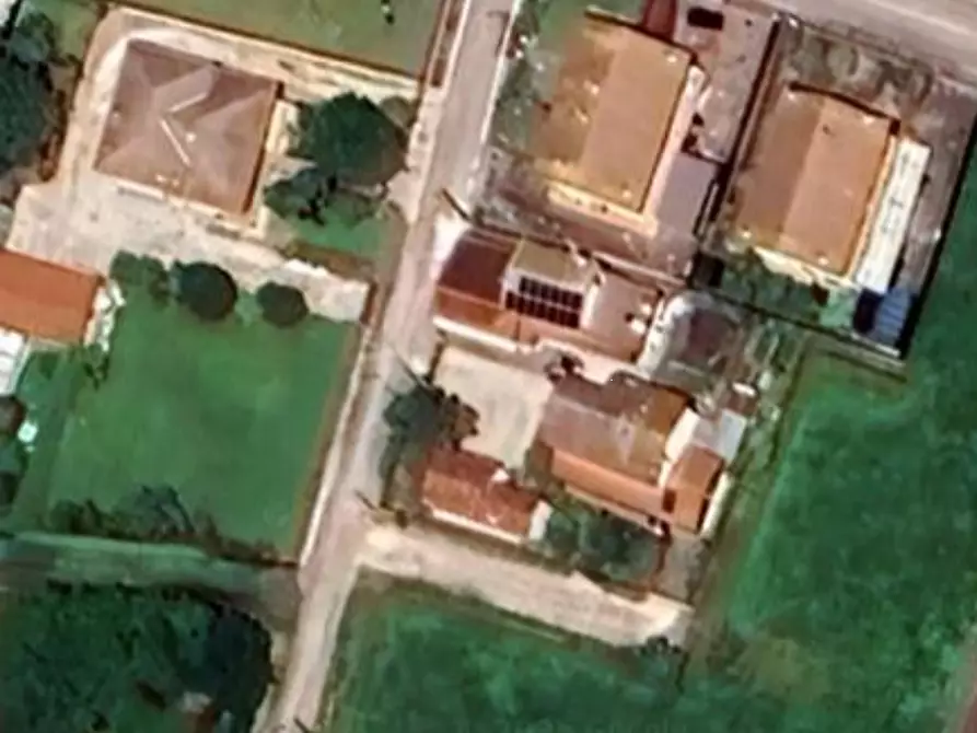 Immagine 13 di Casa indipendente in vendita  in Via Borgo a Correzzola